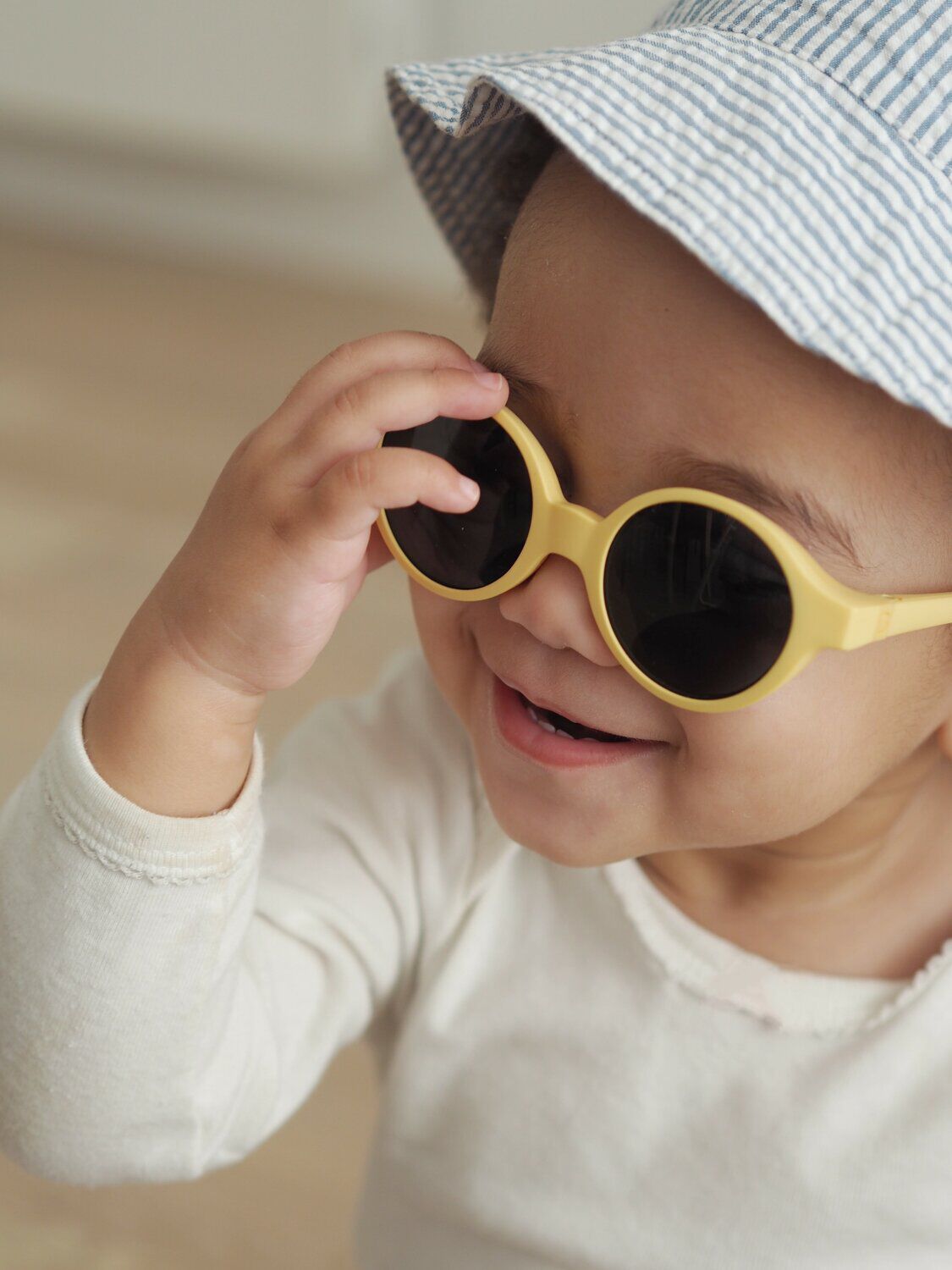 Sunglasses 9-24 months