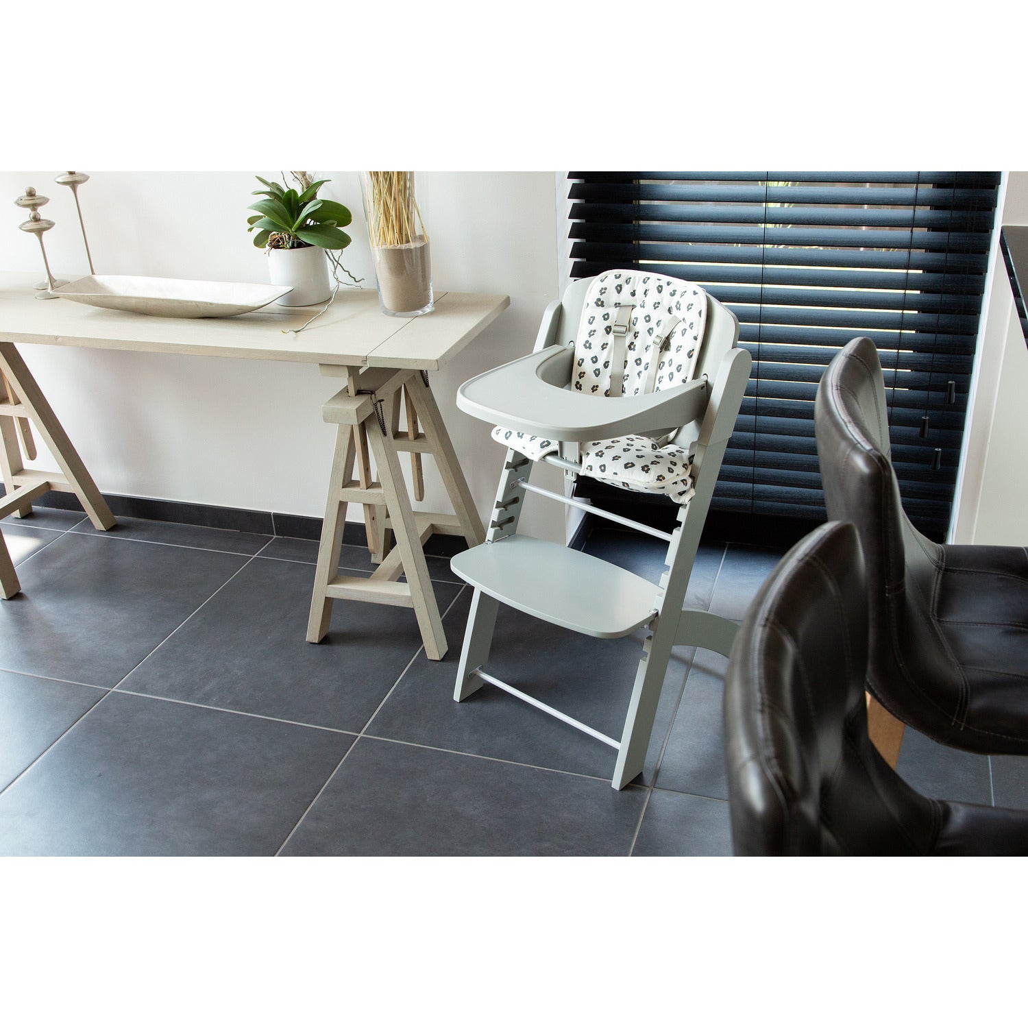 #color_stone grey